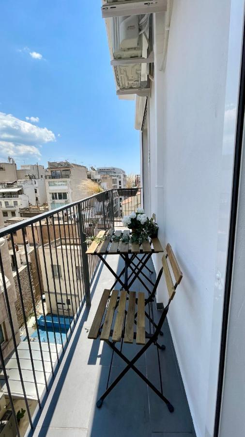 Gorgeous Renovated Apt. Close To Metro And Cultural Sites! Атина Екстериор снимка