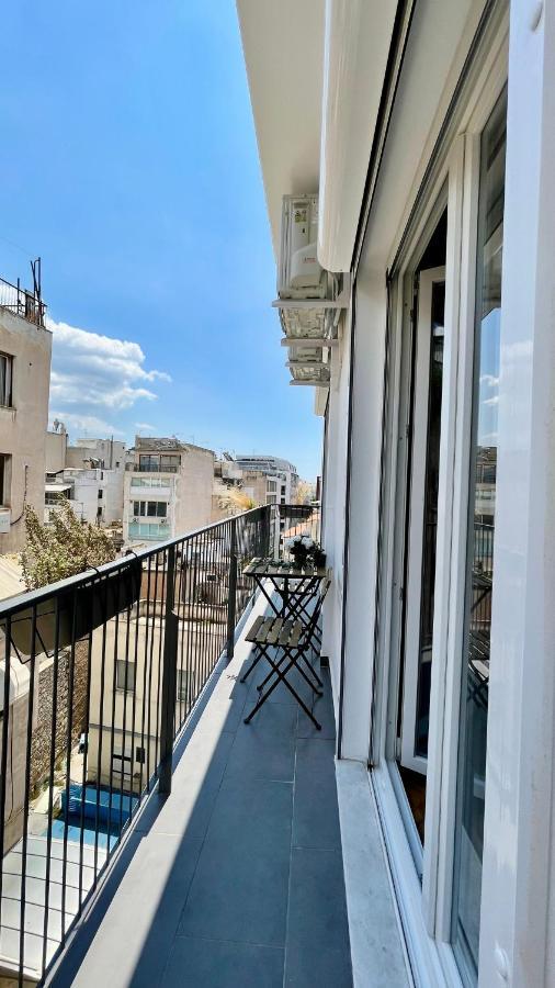 Gorgeous Renovated Apt. Close To Metro And Cultural Sites! Атина Екстериор снимка